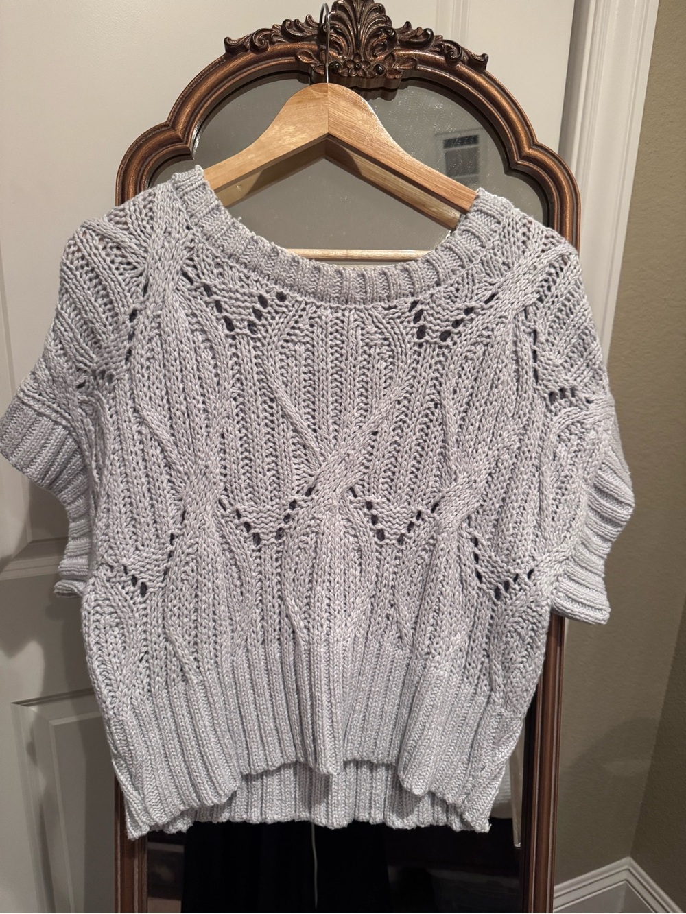 Light Gray Cable Knit Short-Sleeve Crewneck Sweater